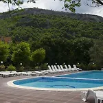 Complex Perpera
