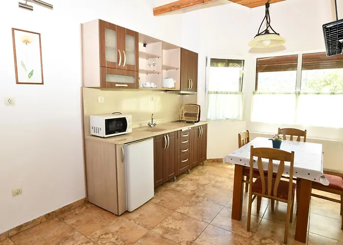 אתר נופש Complex Perpera Stambolovo